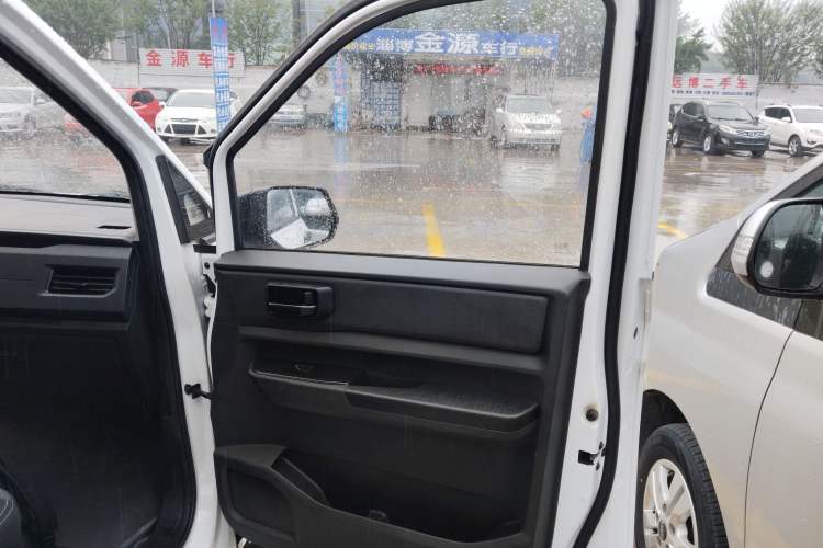 Used Wuling Hongguang PLUS 2020 1.5L Manual Standard Edition 7-Seater