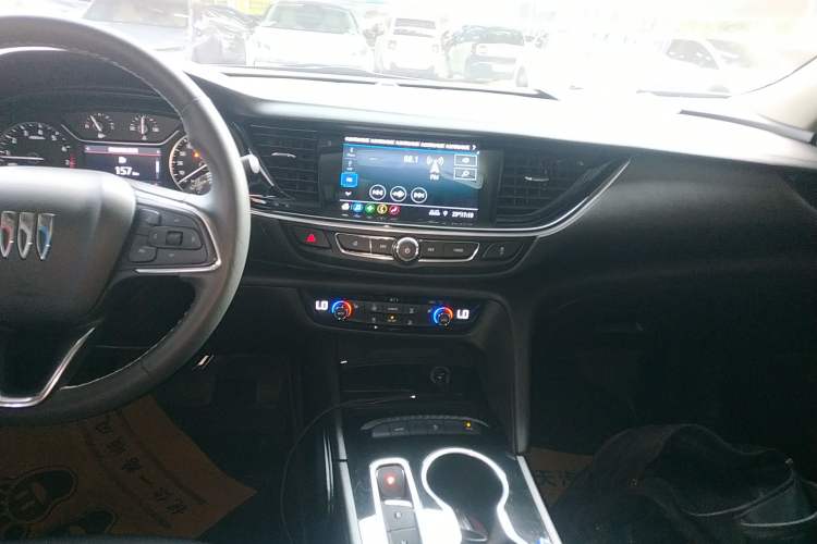 Used Buick Regal 2024 25T Deluxe Edition