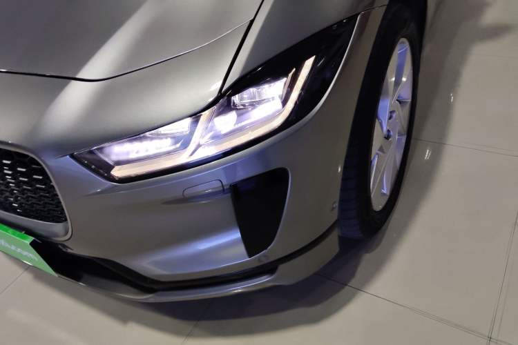 Used Jaguar I-PACE 2018 EV400 SE
