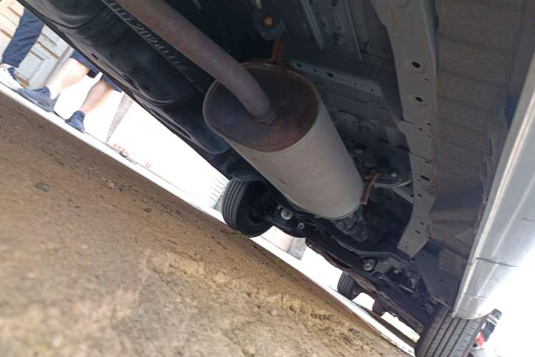 Used FORTHING Lingzhi 2023 M5 1.6L Practical Model 5 Seats
