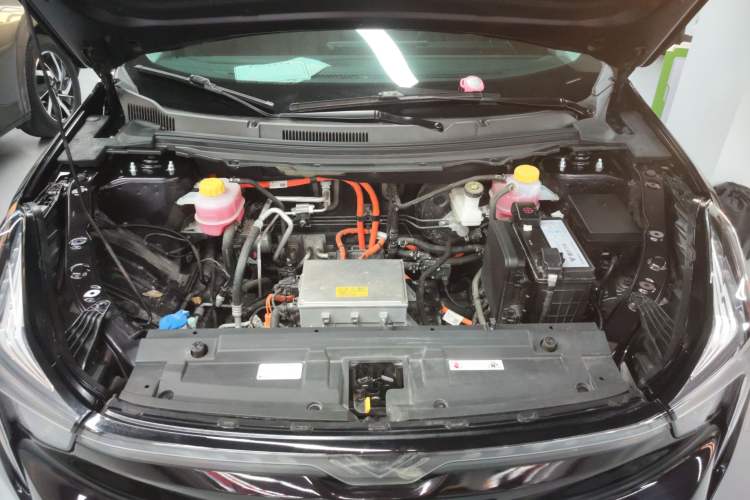 Used NETA U 2022 Zhi 400 Lithium-Nickel-Manganese-Cobalt Energy System
