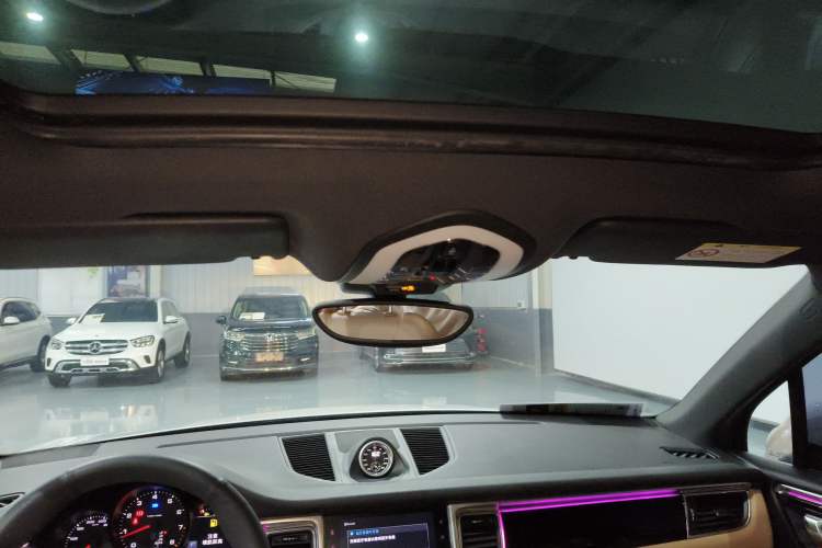 Used Porsche Macan 2017 Macan 2.0T
