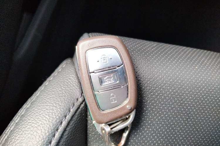 Used Hyundai Tucson 2015 1.6T Dual-Clutch Two-Wheel-Drive Smart Model
