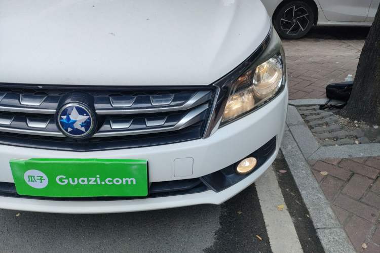 Used Venucia T70 2016 1.6L Manual Ruixing Edition
