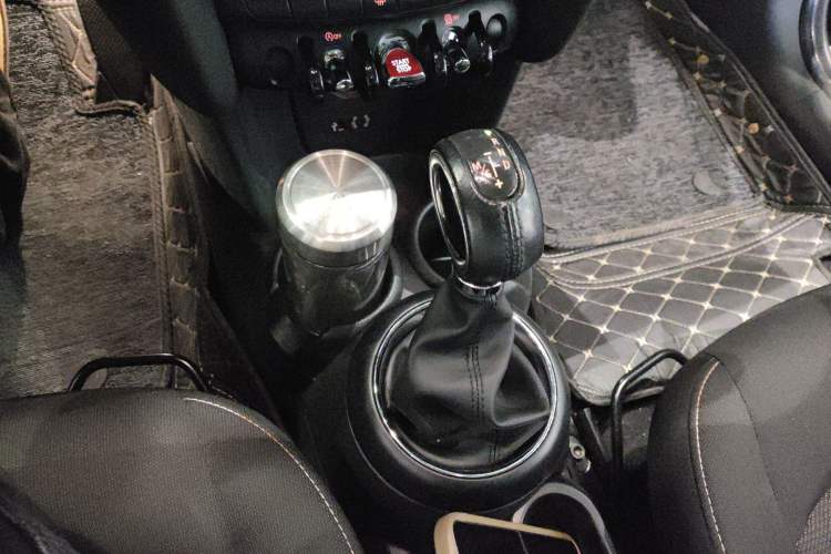 Used  MINI 2016 1.2T ONE Pioneer Edition