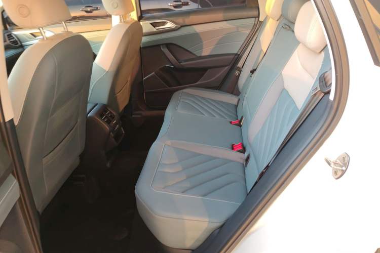 Used Volkswagen Tharu 2023 300TSI Two-Wheel-Drive Full Moon Edition