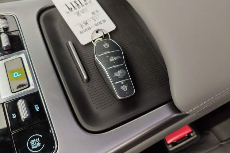 Used BYD Seal 07 DM-i 2025 Intelligent Driving Version DM-i 1.5T 125 km Range Flagship Edition
