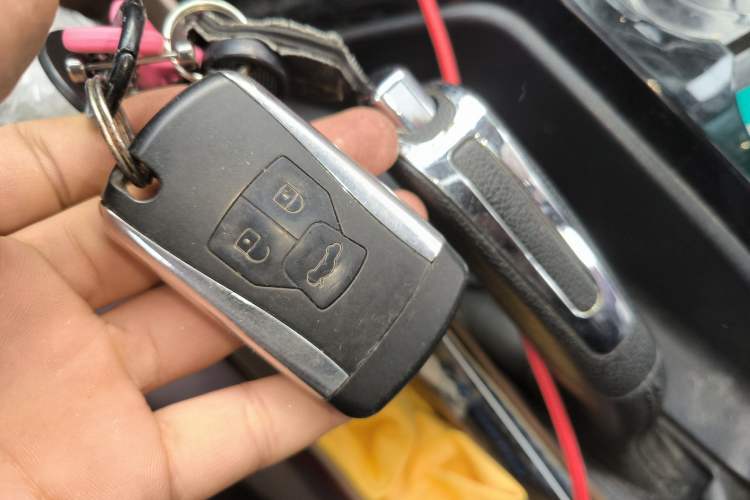 Used Geely Auto GX7 2015 Sport Edition 2.0L Automatic Luxury Model
