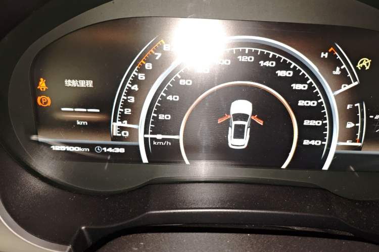 Used Haval H7 2017 Red-Label H7 2.0T Automatic Prestige Model
