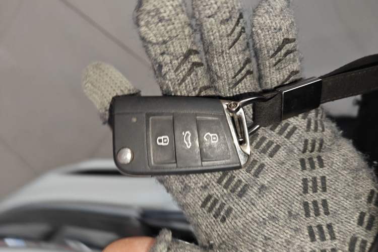 Used Volkswagen T-ROC 2020 280TSI DSG Two-Wheel Drive Comfort Version
