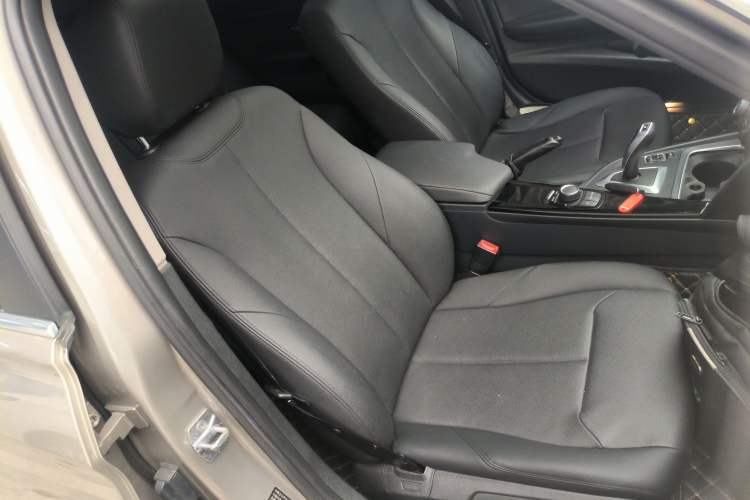 Used BMW 3 Series 2017 320Li Fashion Model
