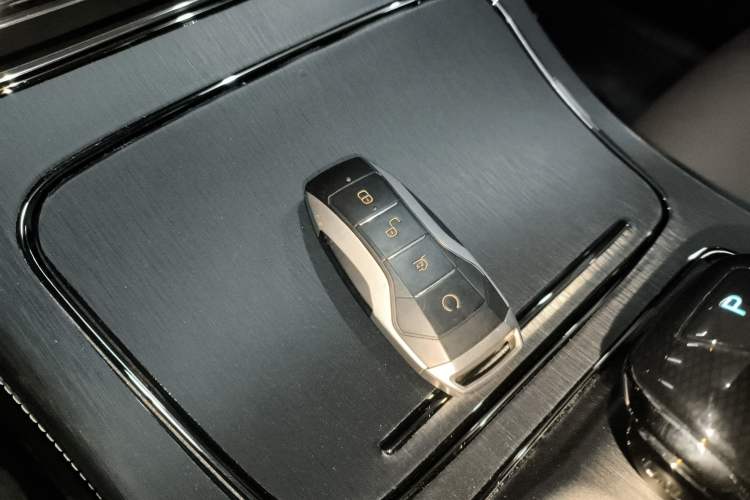 Used BYD Han 2020 EV Long-Range Luxury Model
