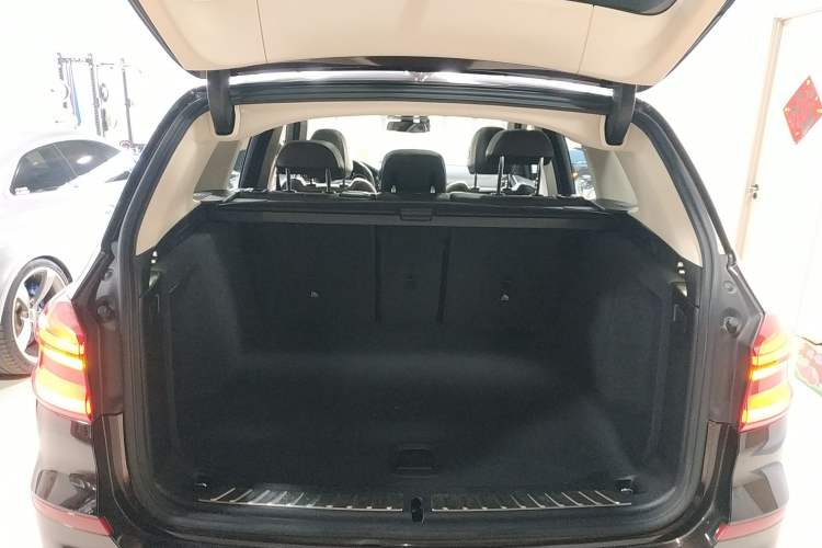 Used BMW X3 2018 xDrive28i Luxury Package China VI Emission Standard
