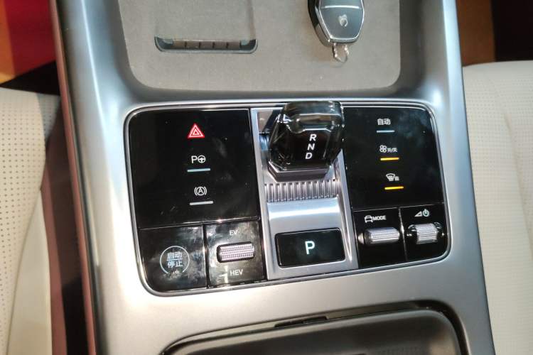 Used BYD Seal 07 DM-i 2025 Intelligent Driving Version DM-i 1.5L 125 km Prestige Edition
