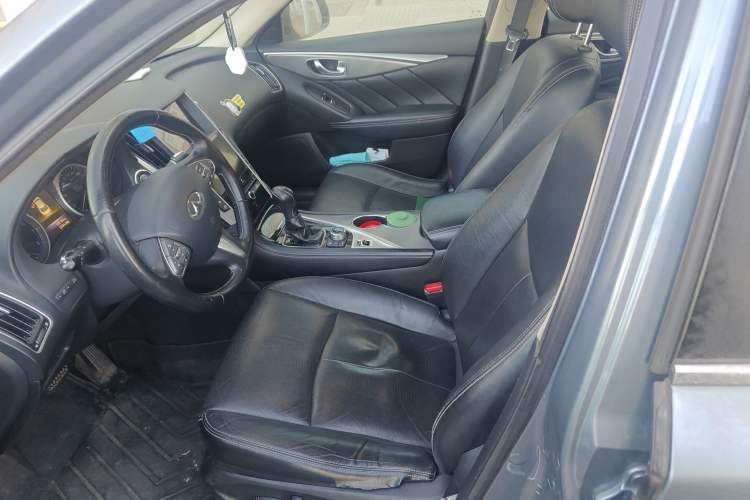 Used Infiniti Q50L 2015 2.0T Enjoyment Edition
