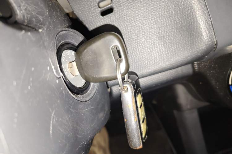 Used Suzuki Swift 2014 1.5L Automatic Fashion Edition
