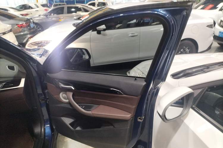 Used BMW X1 2021 Restyled sDrive25Li Leading Edition
