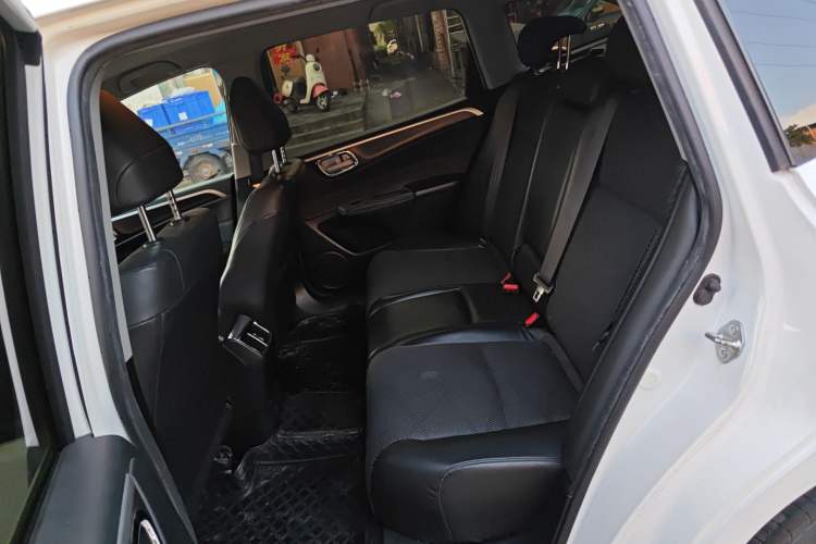 Used Honda Jade 2013 1.8L automatic Comfort version 5 seats
