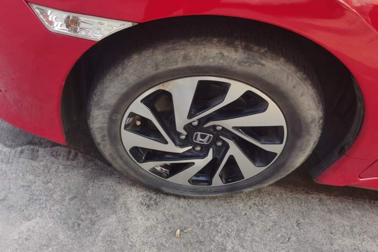 Used Honda Civic 2016 220TURBO CVT Luxury Edition
