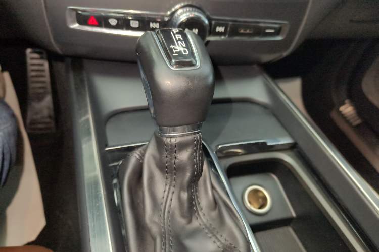 Used Volvo XC60 2020 T5 4x4 Zhiyi Luxury Edition
