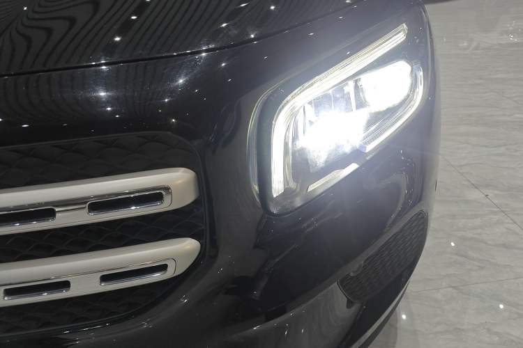 Used Mercedes-Benz GLB 2021 GLB 200 Fashion Model