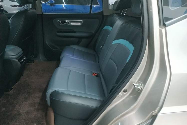 Used AION Y 2022 Plus 70 Enjoy Edition
