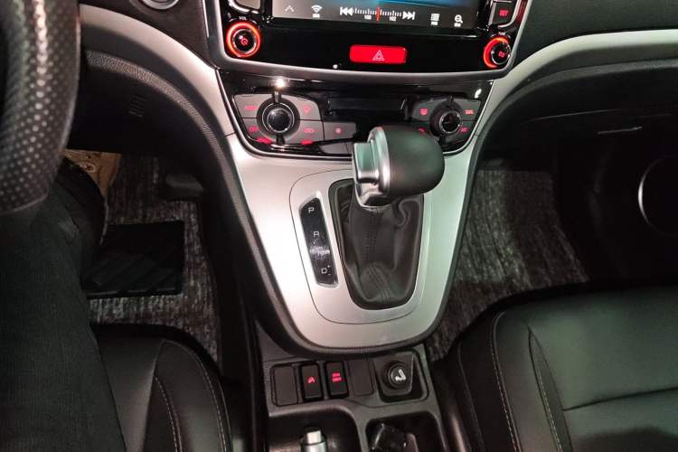 Used Haval M6 2019 1.5T DCT Two-Wheel Drive Value Edition China VI Standard
