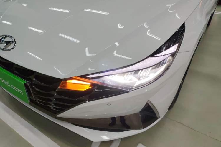 Used Hyundai Elantra 2022 1.5L CVT LUX Prestige Edition
