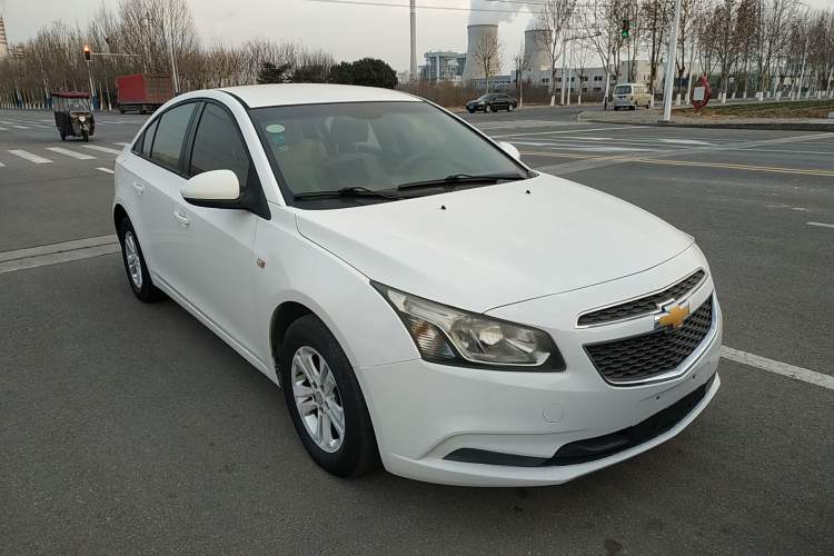Used Chevrolet Cruze 2015 1.5L Classic SL MT
