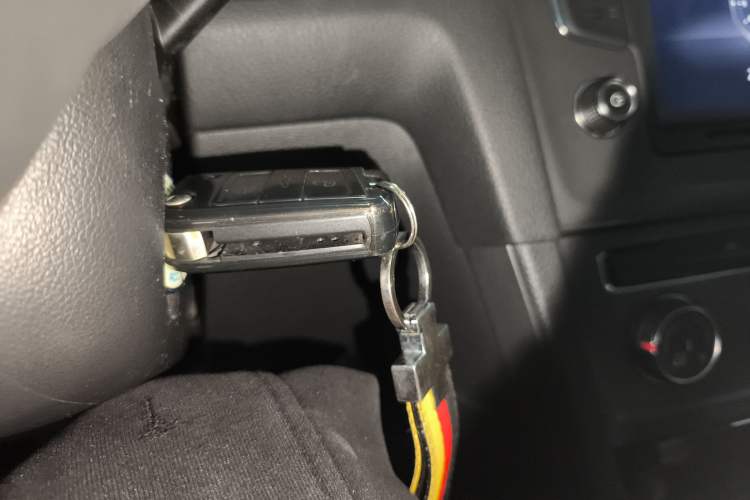 Used Volkswagen Golf 2016 230TSI Automatic Comfort Version
