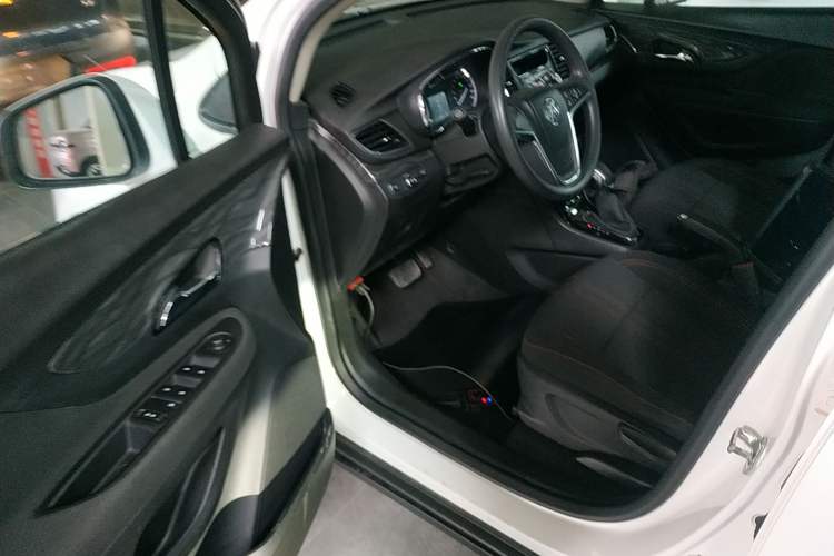 Used Buick Encore 2016 18T Automatic Two-Wheel Drive Urban Leading Edition