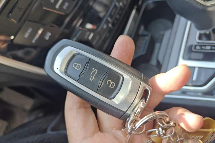 Used Geely Auto Emgrand GT 2016 2.4L Comfort Version