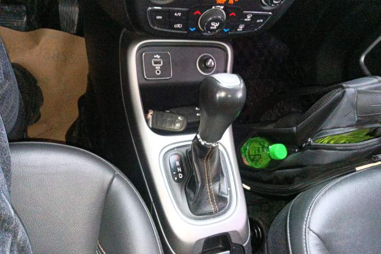 Used  Compass 2017 200T Automatic Family Edition
