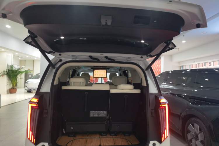 Used GAC Trumpchi E9 2023 E9 Master Model
