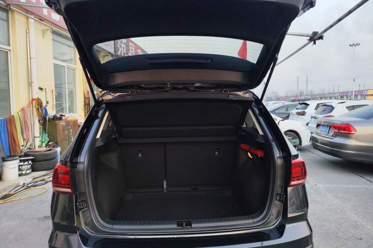 Used Volkswagen Tharu 2021 280TSI Two-Wheel Drive Comfort Edition
