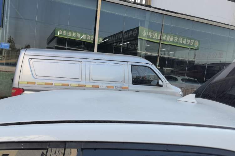 Used ORA iQ 2018 Smart Connectivity Model