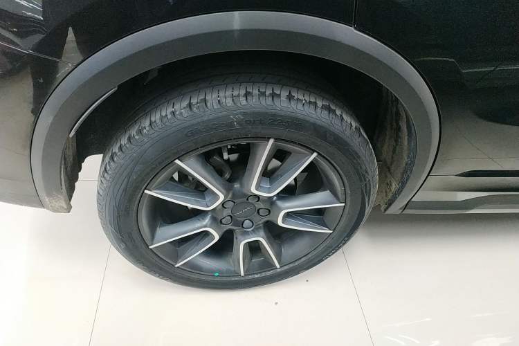 Used Lynk & Co 01 2021 2.0TD Two-Wheel-Drive Pro Trim