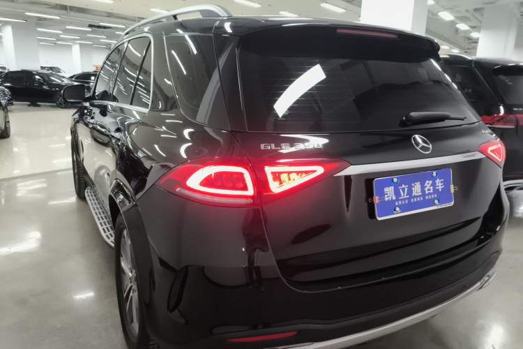 Used Mercedes-Benz GLE 2022 GLE 350 4MATIC Stylish Model