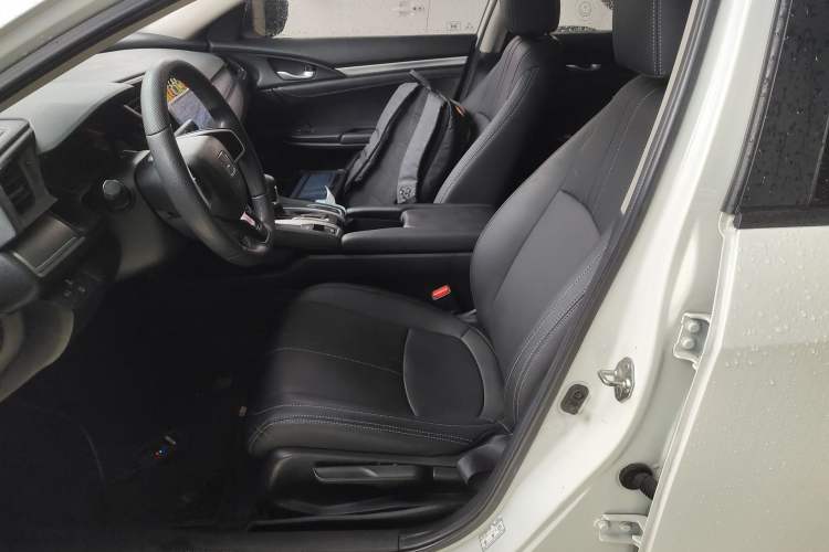 Used Honda Civic 2016 180TURBO CVT Comfort Version
