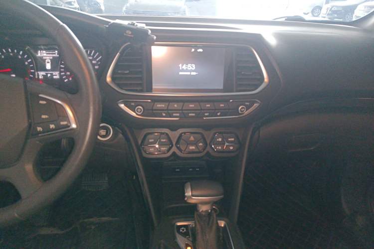 Used GAC Trumpchi GS4 2016 235T G-DCT Luxury Edition
