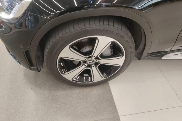 Used Mercedes-Benz GLC 2020 GLC 300 L 4MATIC Luxury Model
