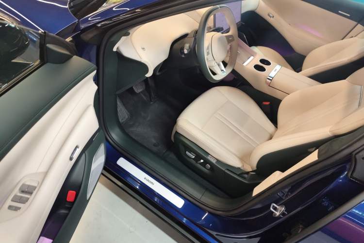 Used  YU7 2025 Ultra-Long Range High-Performance All-Wheel-Drive Max Edition