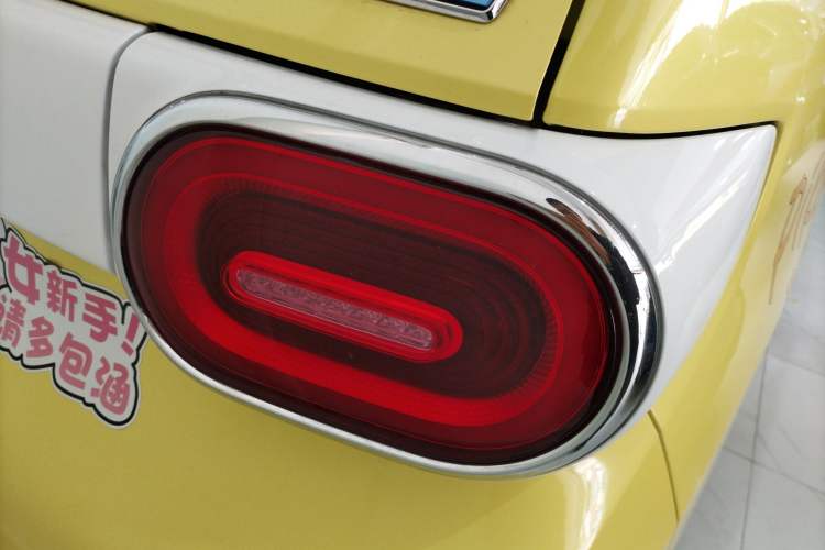 Used Wuling Hongguang MINIEV 2024 3rd Generation 215km Advanced Version
