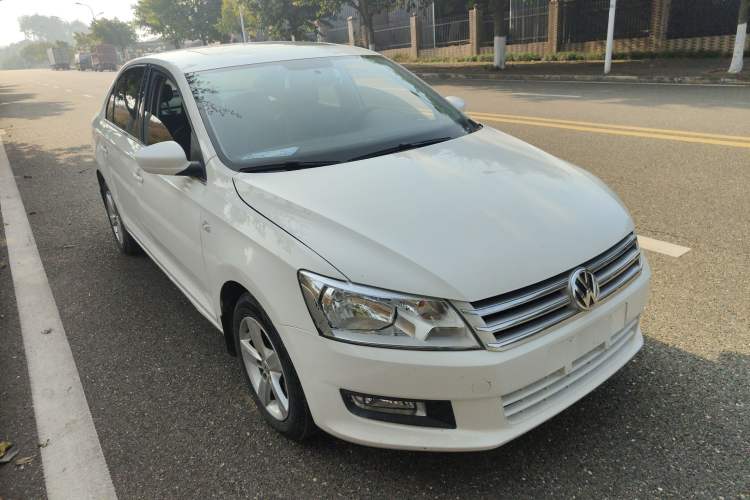 Used Volkswagen Santana 2015 1.6L Manual Comfort Edition
