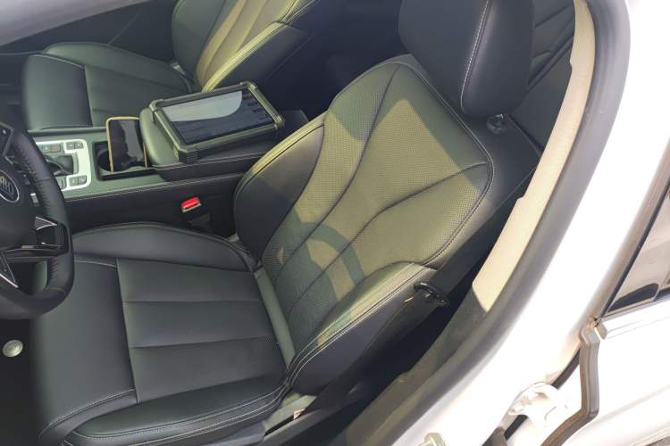 Used BYD Tang 2019 2.0T Automatic SmartConnect Luxury Version 5 Seats China VI Standard