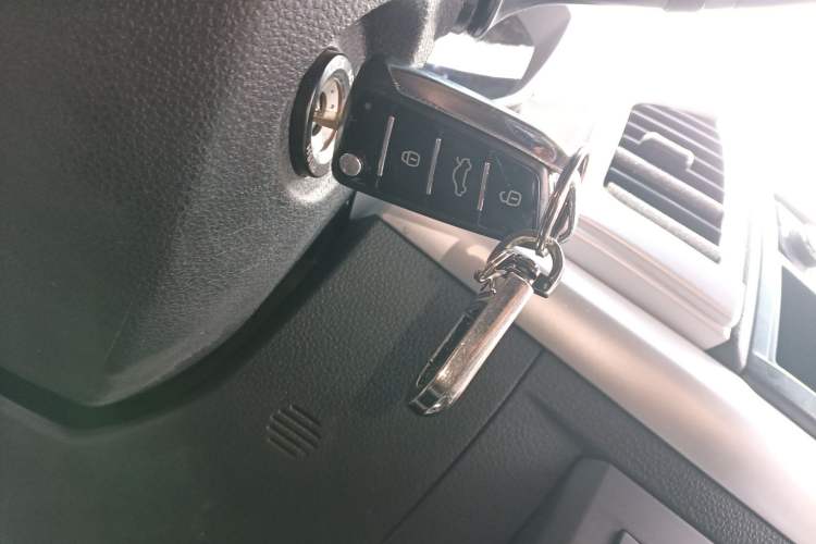 Used JAC Refine S3 2016 1.5L Manual Luxury Model
