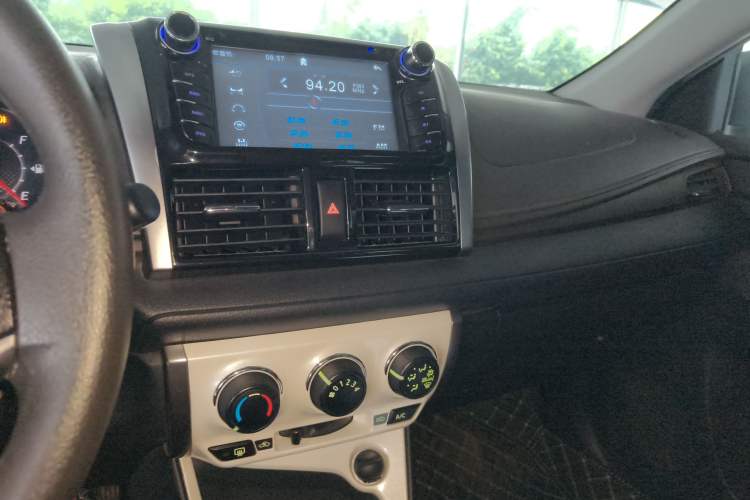 Used Toyota YARiS L 2015 1.5G Manual Xuan Dong Sunroof Special Edition
