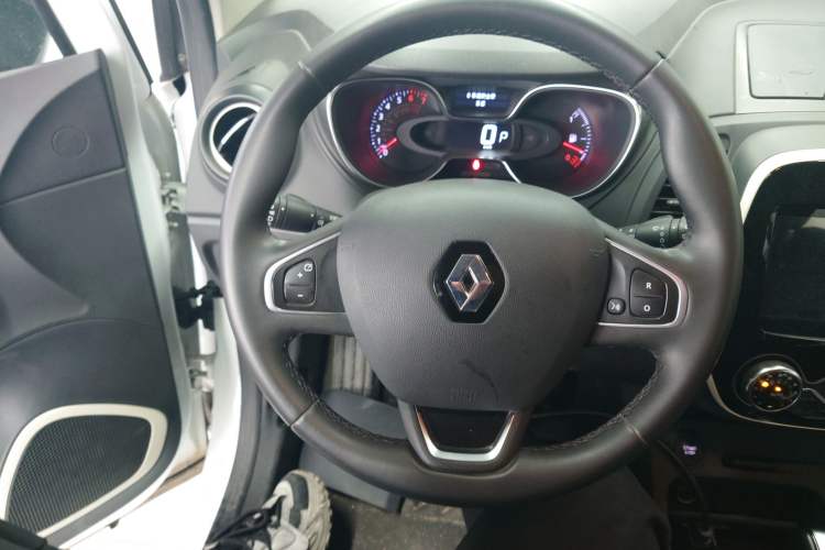 Used Renault Captur 2018 TCe190 Urban Dynamic Edition
