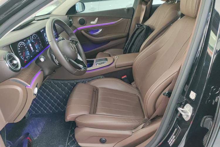 Used Mercedes-Benz E-Class 2023 Facelift E 260 L
