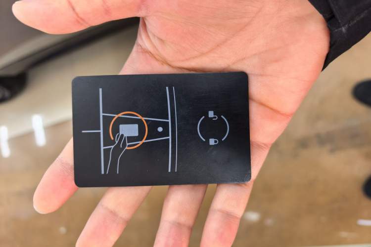 Used Tesla Model Y 2025 Rear-Wheel-Drive Version
